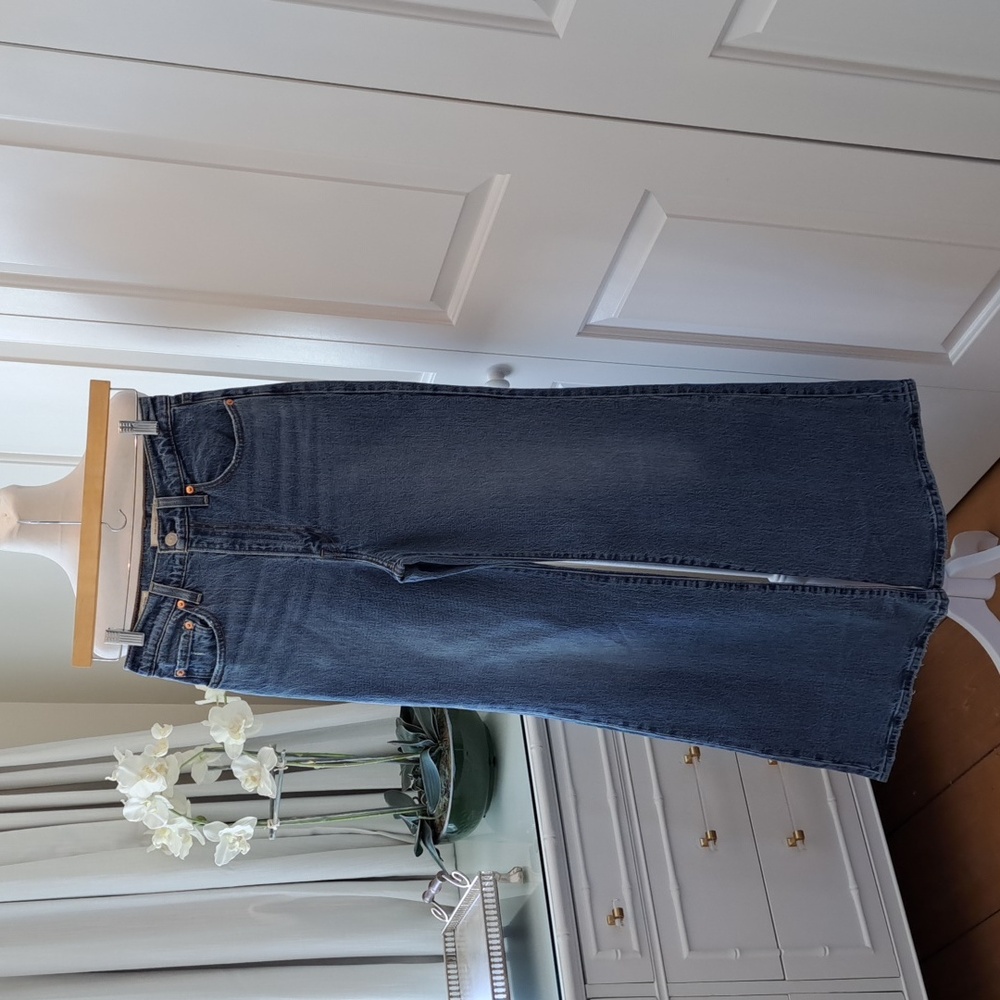 Levi's Ribcage Bell Jeans